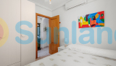 Resale - Apartment - Santa Pola