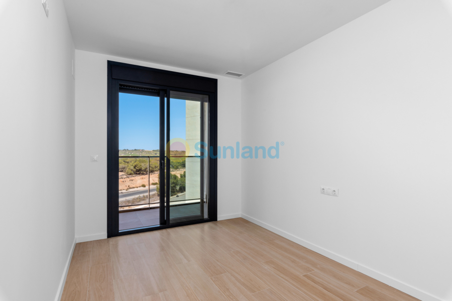 Resale - Apartment - Orihuela Costa - Campoamor