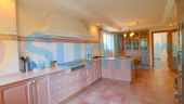 Resale - Villa - Benidorm - Coblanca