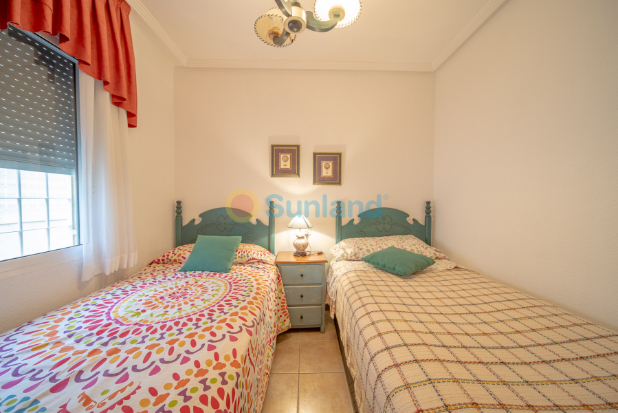Segunda mano - Casa de Pueblo - Torrevieja - Torreblanca