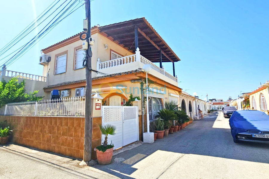 Resale - Apartment - Los Alcázares - 
