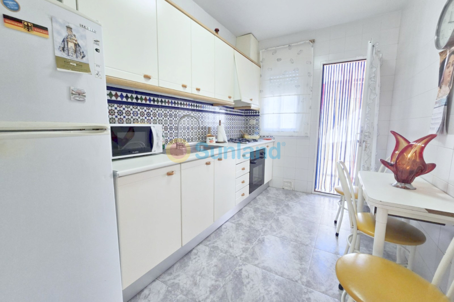 Resale - Apartment - Los Alcázares - 