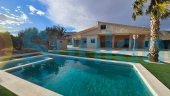 Resale - Villa - Hondón de las Nieves - 