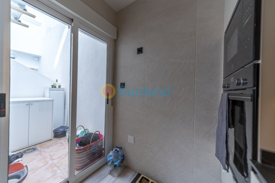 Resale - Casa de Pueblo - Torrevieja - Los Altos