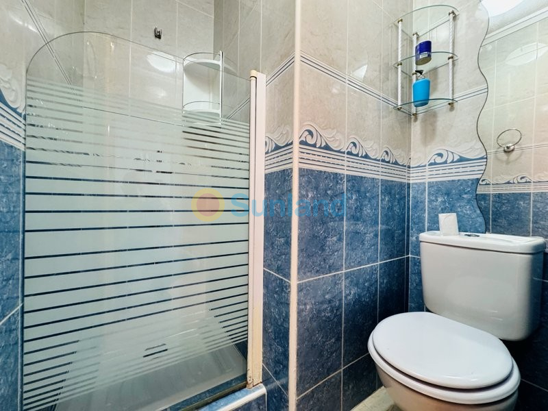 Resale - Townhouse - La Mata - 