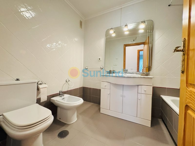 Resale - Apartment - La Mata