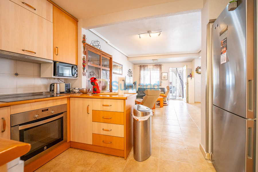 Resale - Casa de Pueblo - Torrevieja - Aguas Nuevas