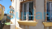 Resale - Villa - Los Montesinos - 