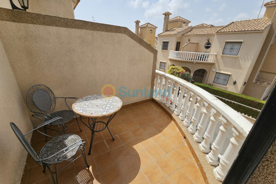 Resale - Villa - Orihuela Costa