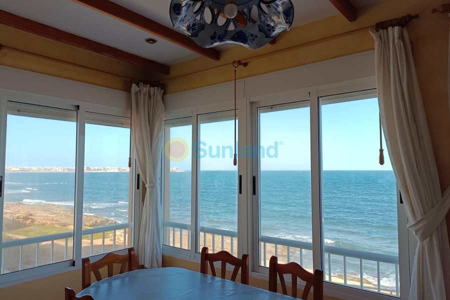 Resale - Apartment - Torrevieja - Punta Prima