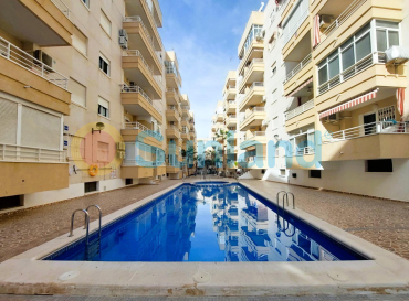 Lägenhet - Använda fastigheter - Torrevieja - Centro