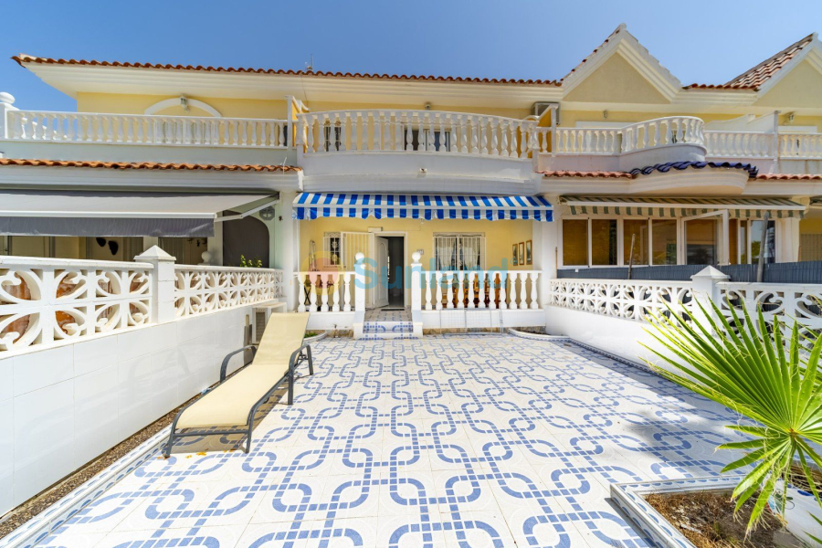 Använda fastigheter - Casa de Pueblo - Ciudad Quesada - Doña Pepa