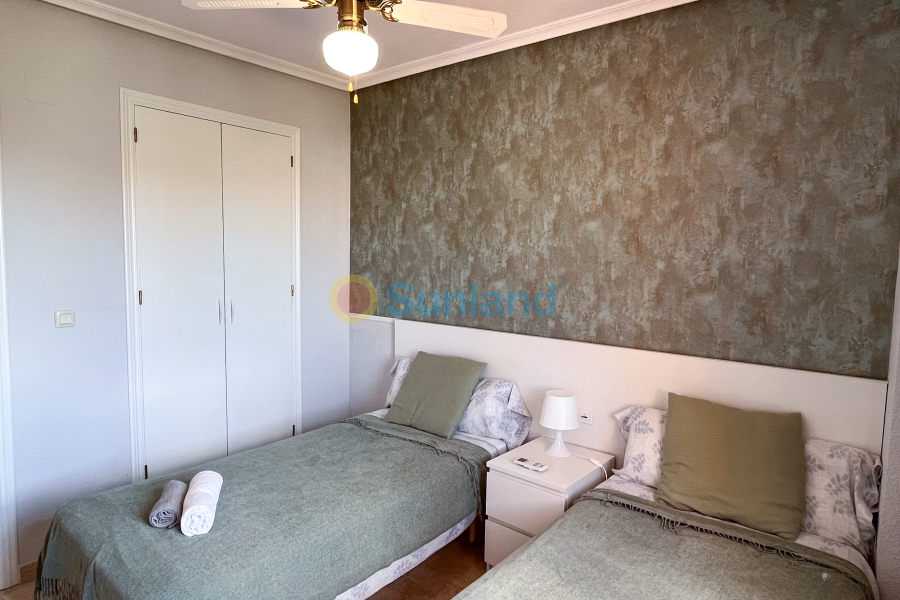 Använda fastigheter - Apartamento - Torrevieja - La Mata