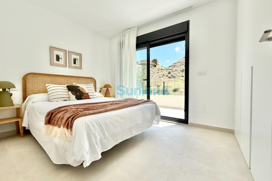Новостройка - Town House - Cox - San Fernando