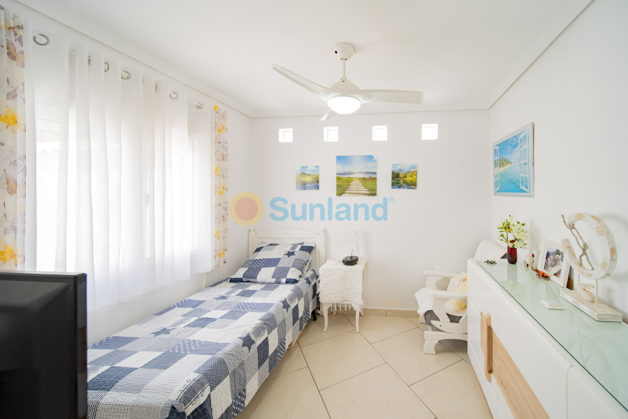 Brukte eiendommer - Villa - Orihuela Costa - La Florida