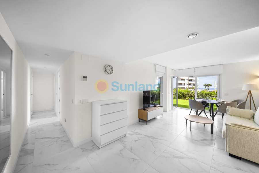 Resale - Apartamento - Torrevieja - Punta Prima