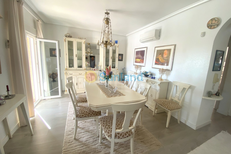 Brukte eiendommer - Detached Villa - Ciudad Quesada - Central Quesada