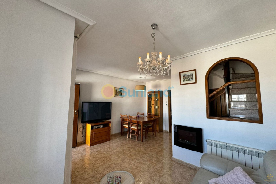 Resale - Villa - Orihuela Costa - Villamartin