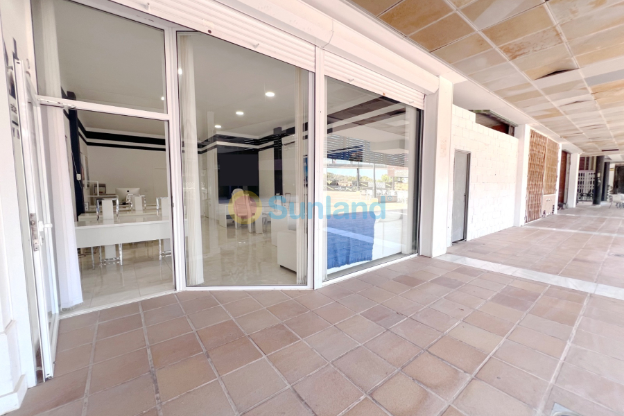 Resale - Commercial - Orihuela Costa - 