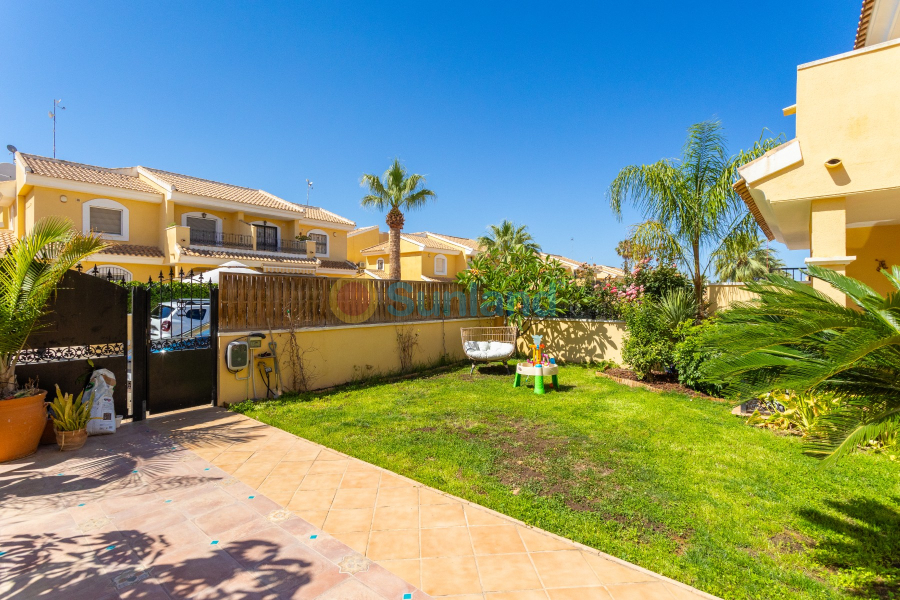 Resale - Villa - Orihuela Costa - Los Dolses