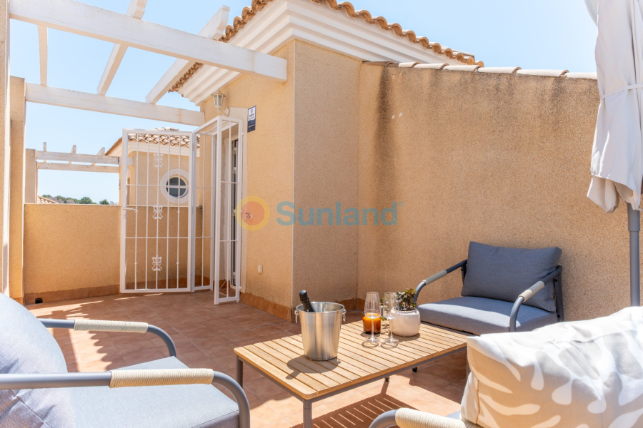 Resale - Townhouse - Orihuela Costa - Villamartín