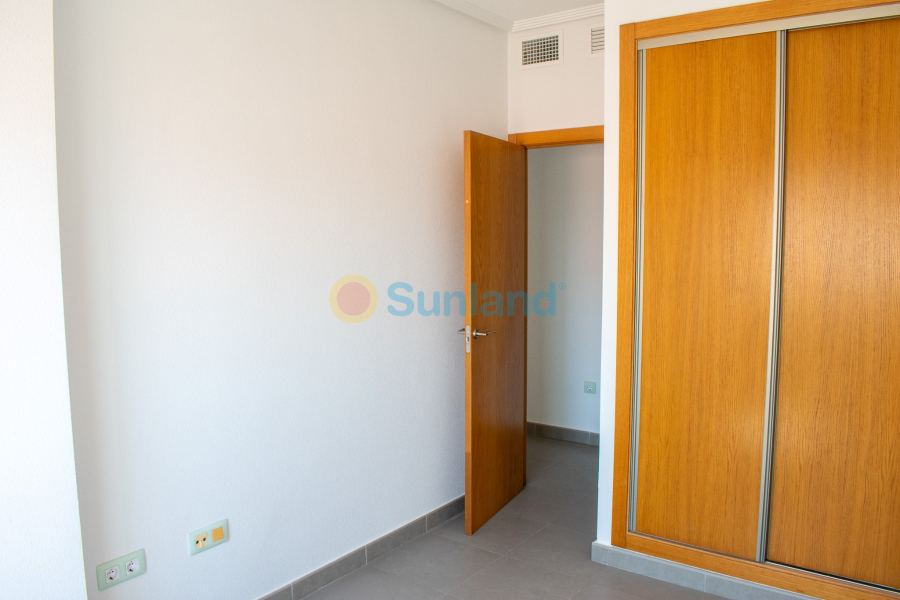 Resale - Apartment - Guardamar del Segura - Center