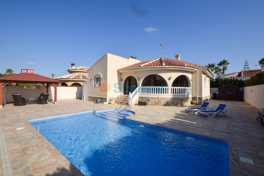 Resale - Detached Villa - Benijófar - Monte Azul/ El Dorado