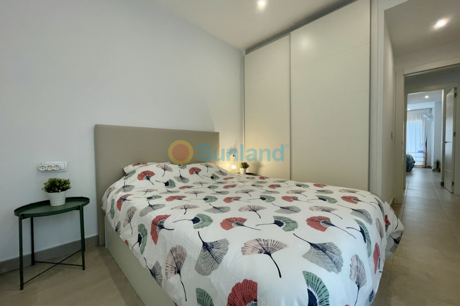 Resale - Apartments - Orihuela costa - 