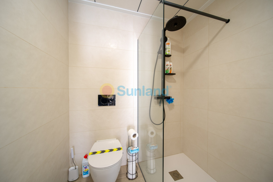 Resale - Apartamento - Torrevieja - Punta Prima