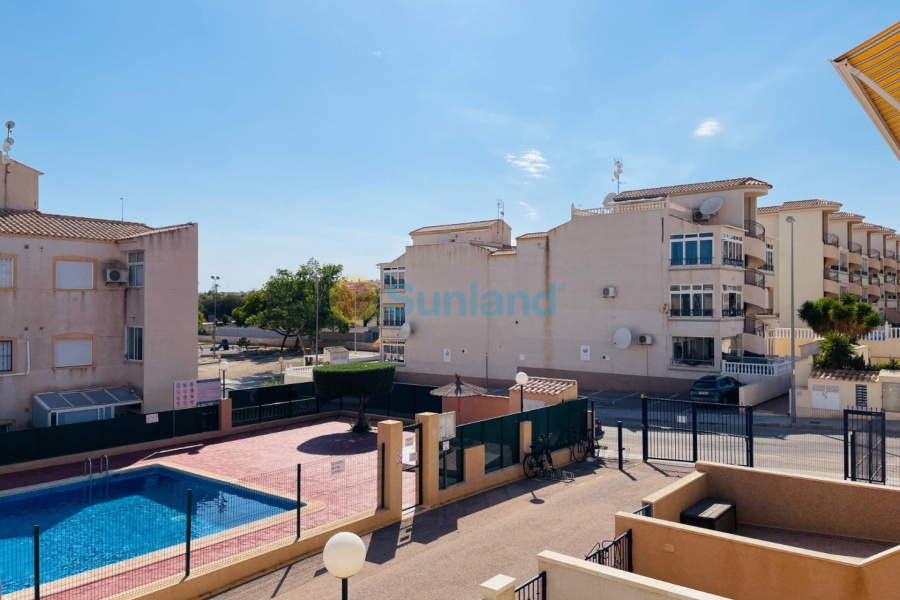 Resale - Apartment - Punta Prima