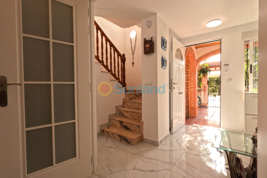 Brukte eiendommer - Rekkehus - Torrevieja - El Acequión - Los Náufragos