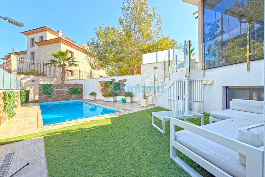 Använda fastigheter - Villa - Orihuela Costa - Villamartin
