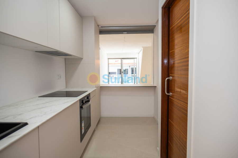 Resale - Apartment - Torrevieja - Playa del Cura