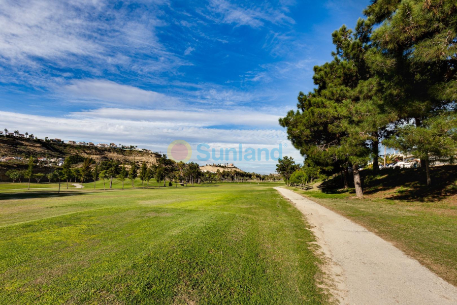 Brukte eiendommer - Villa - Ciudad Quesada - Altos del golf i