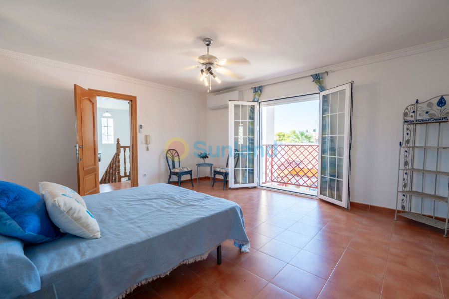 Resale - Villa - Aguilas - 