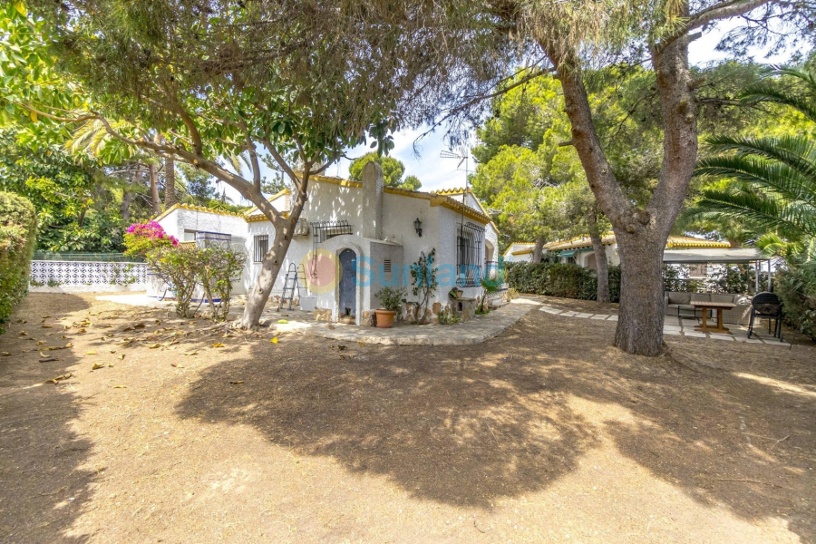 Använda fastigheter - Villa - Orihuela Costa - Punta Prima