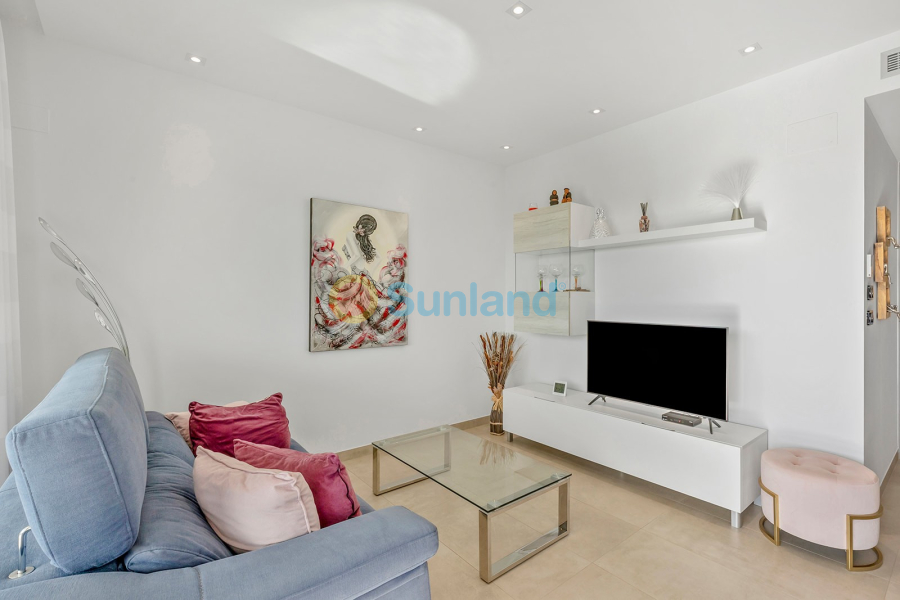 Resale - Apartment - Orihuela Costa