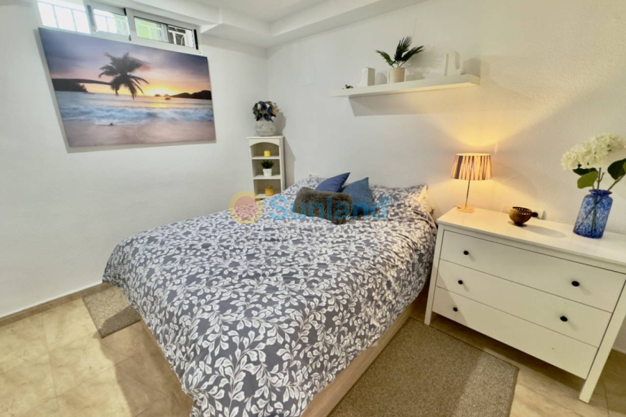 Resale - Villa - Benijofar
