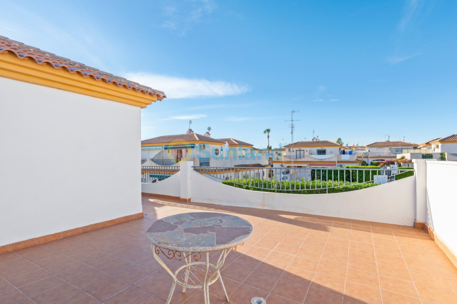 Resale - Villa - Orihuela Costa - 