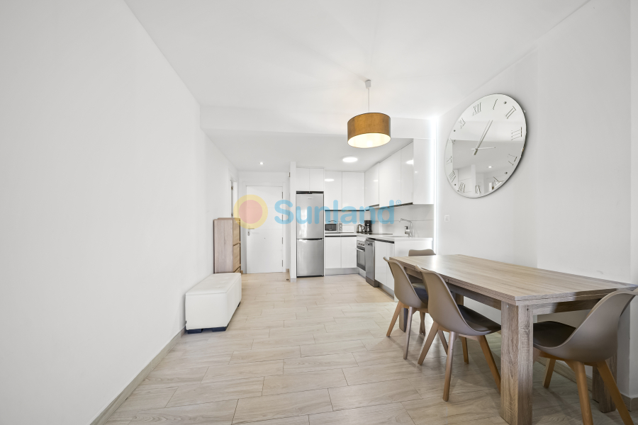 Använda fastigheter - Apartamento - Torrevieja - La Mata