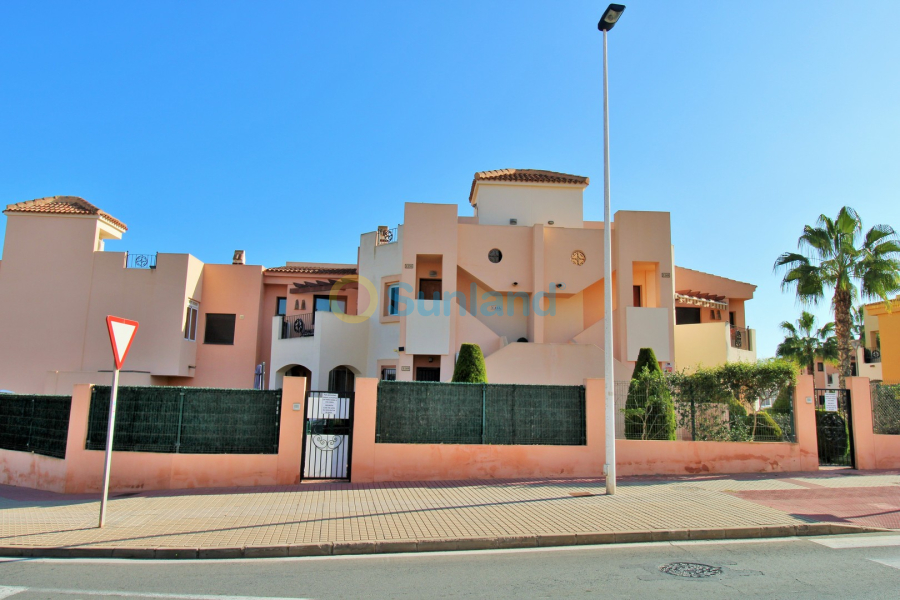 Resale - Apartment - Punta Prima - 