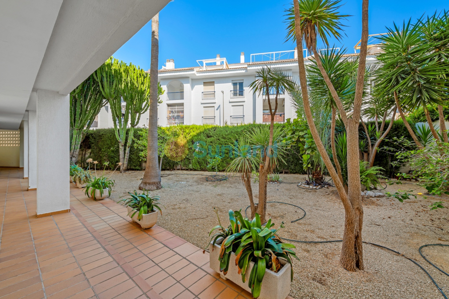 Resale - Apartment - Altea