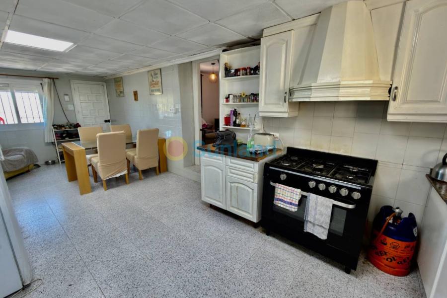 Resale - Villa - San Fulgencio