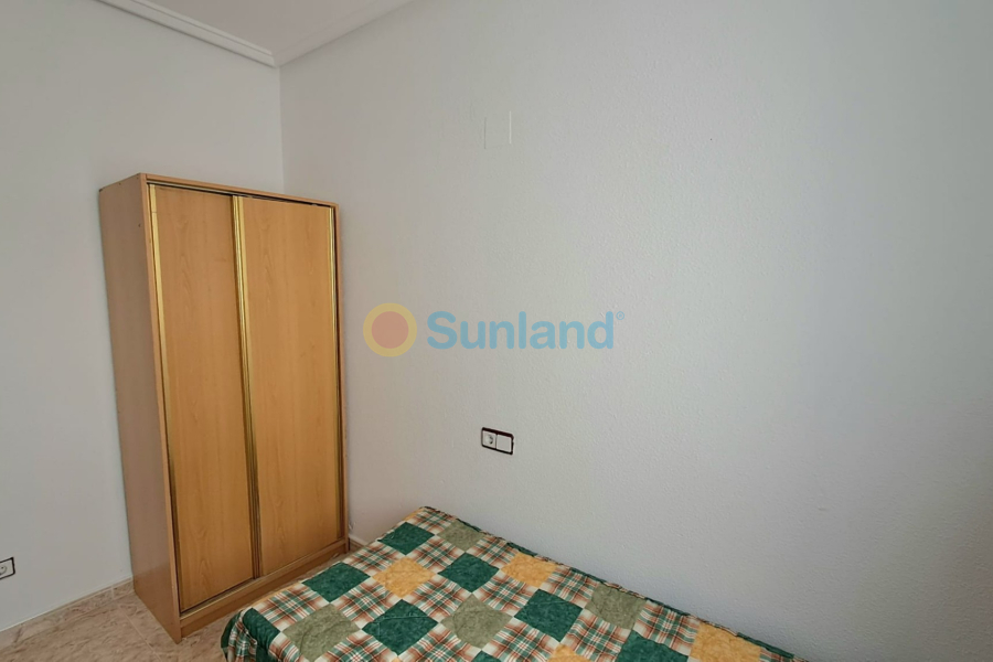 Segunda mano - Apartamento - Torrevieja - Centro