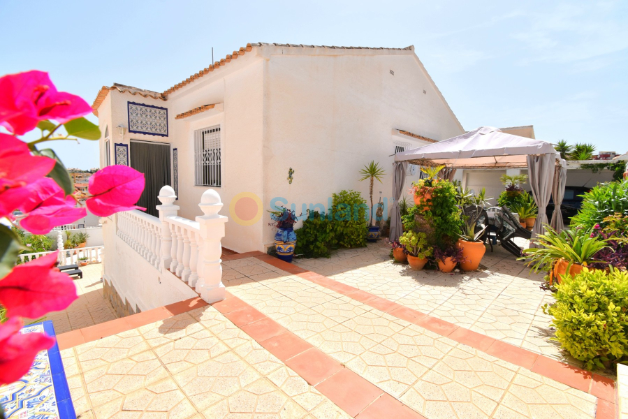 Resale - Villa - Orihuela Costa - Villamartin