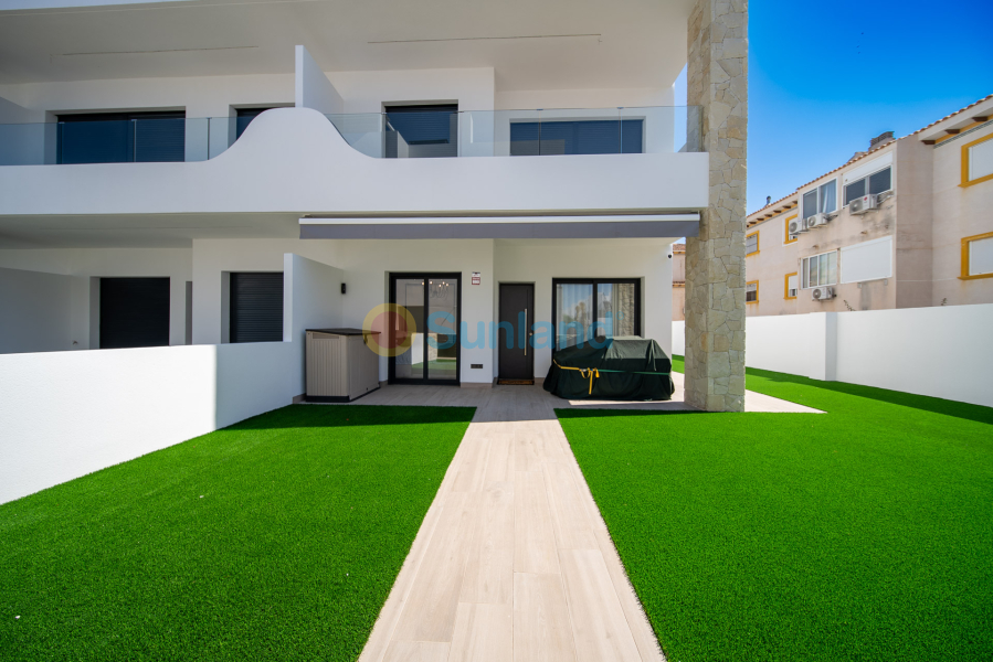 Resale - Apartamento - Torrevieja - Punta Prima