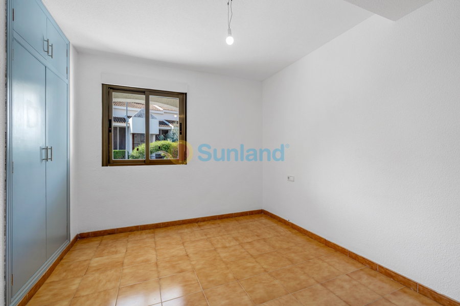 Resale - Apartment - Altea