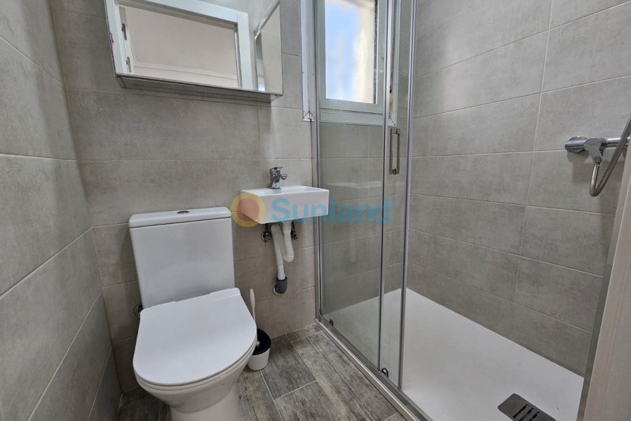 Вторичка - Bилла - Ciudad Quesada