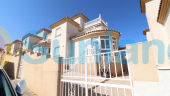 Använda fastigheter - Villa - Orihuela Costa - Villamartin