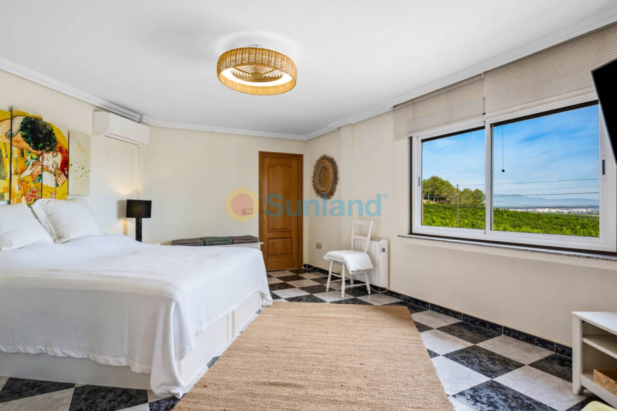 Använda fastigheter - Villa - Algorfa - Castillo de montemar